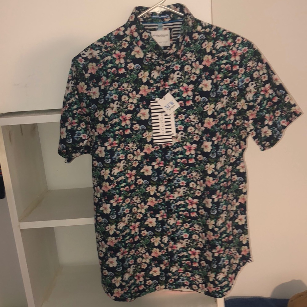 denim and flower Ricky Singh button up shirt sizeM